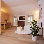 Palazzo Ratti Boutique Apartmanhotel 4*