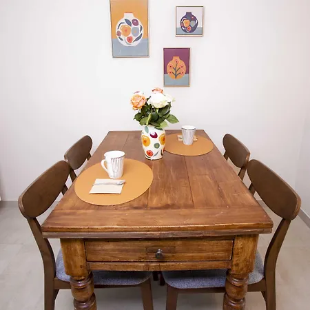 Palazzo Ratti Boutique アパートホテル ケラスコ