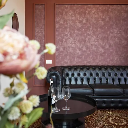 公寓式酒店 Palazzo Ratti Boutique 4*