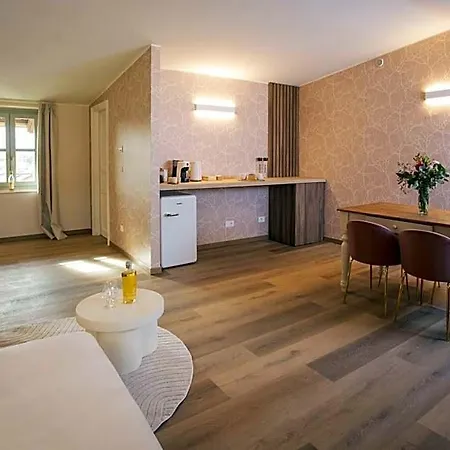 Palazzo Ratti Boutique Aparthotel 4*