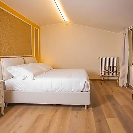 Palazzo Ratti Boutique Aparthotel 4*