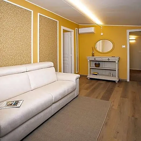 Aparthotel Palazzo Ratti Boutique 4*