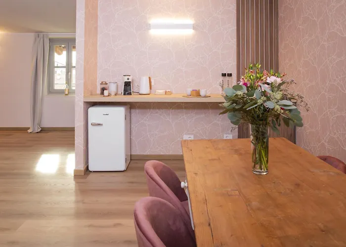 アパートホテル Palazzo Ratti Boutique 4*