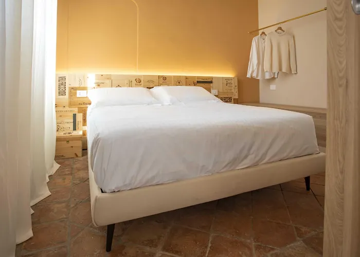 Palazzo Ratti Boutique アパートホテル ケラスコ